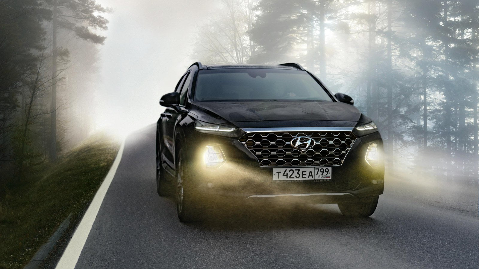 Fog lamp law India 2026 - black SUV with yellow fog lamps illuminated cutting through forest mist, 5 legal compliance layers CMVR AIS-012 Section 52 buyer guide